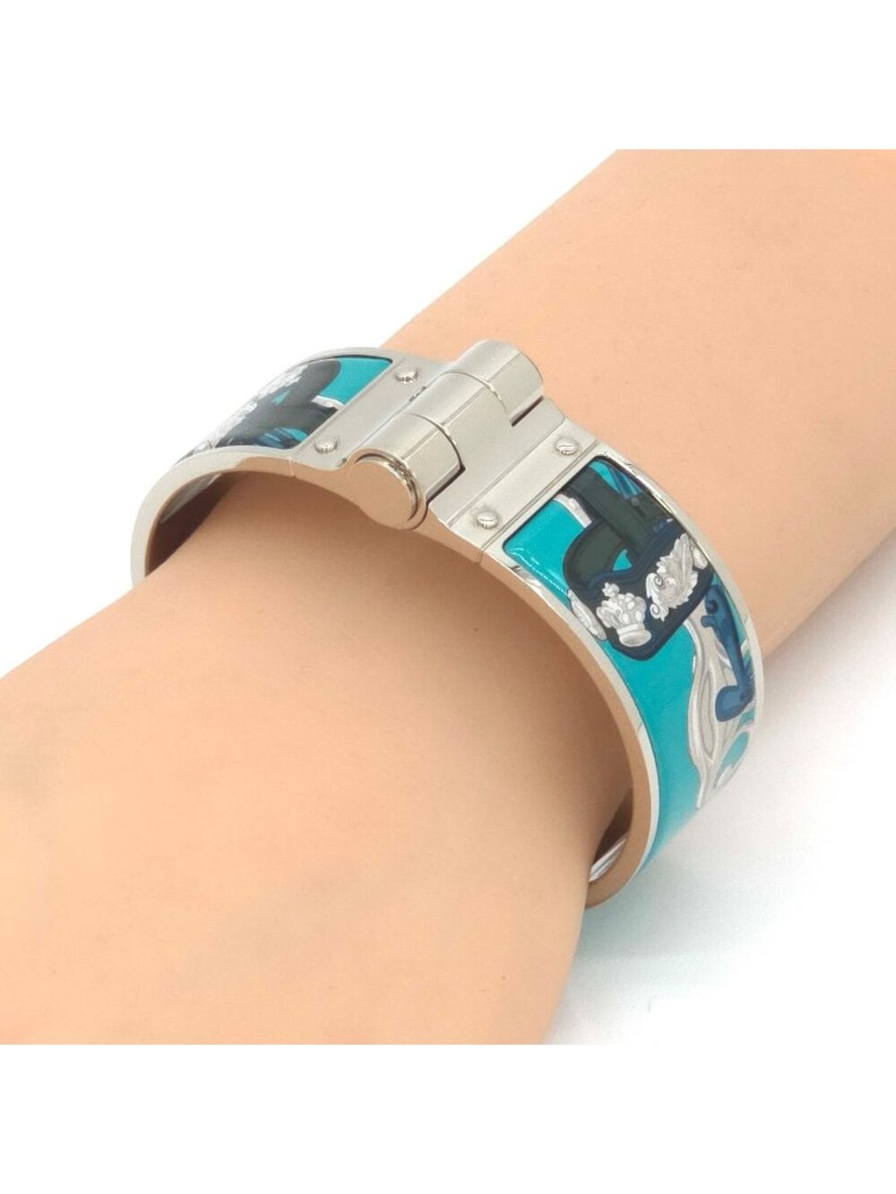 Hermes Enamel Bracelet Charnier GM Bangle 18 Silver